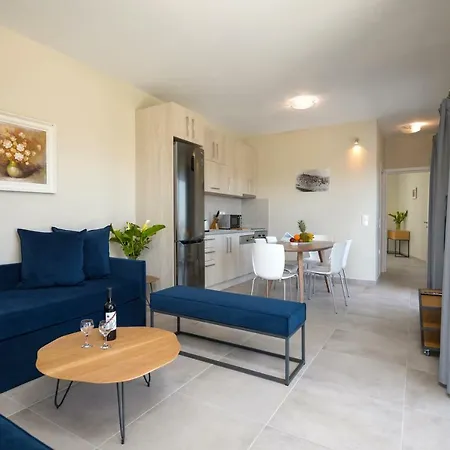 Demargia Lejlighed Áno Yerakaríon