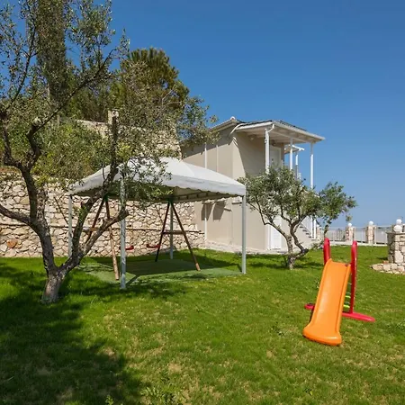 Apartment Demargia Áno Yerakaríon