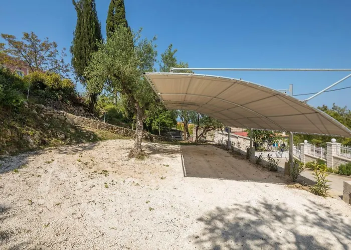 Demargia Ano Yerakarion